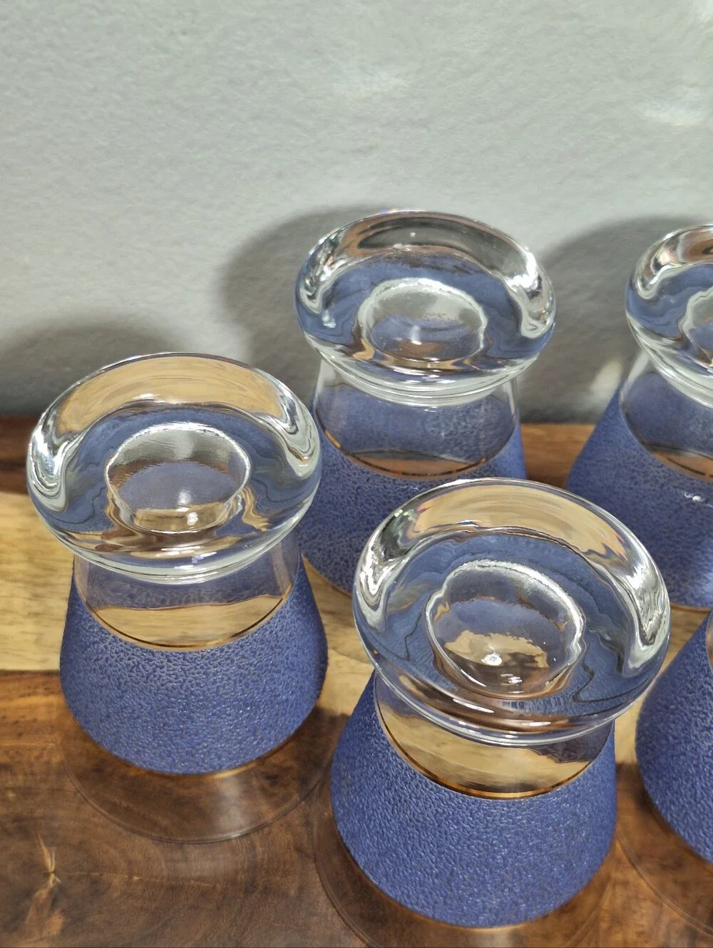 VTG MCM 50s-60s Textured Lavender Gold Trim Set Of 5 Shot Glasses Barware Tiki
